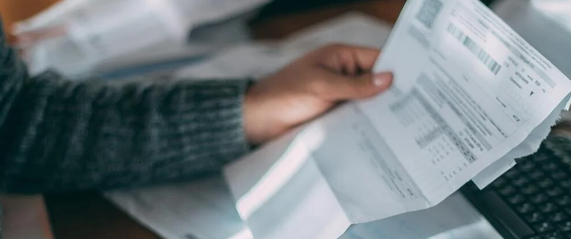 Should You Pay Employees with the On Demand Method? 10 HR and Payroll Professionals Weigh In