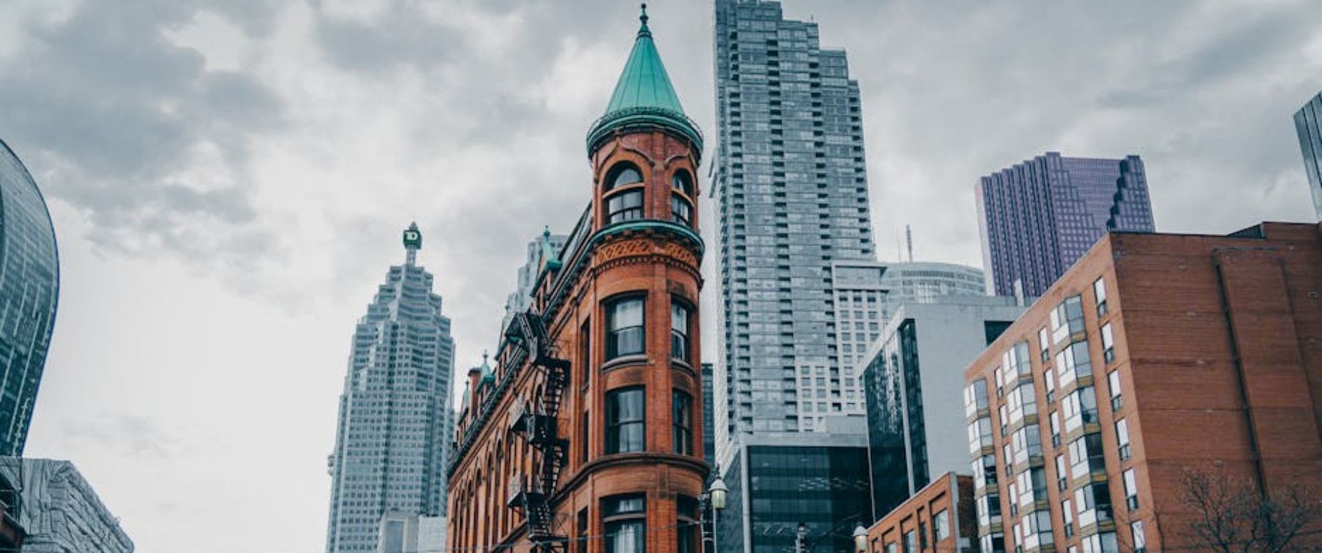 Setting Up a New Payroll in Canada in 8 Steps